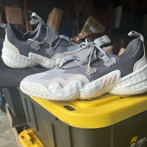 Adidas Trae Young 1 Sz 11.5 excellent condition